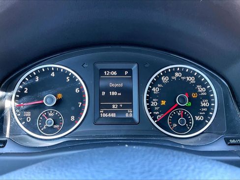 Used 2016 Volkswagen Tiguan S FWD image 26