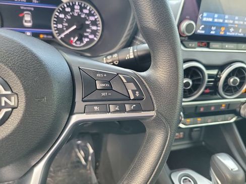 Used 2024 Nissan Sentra SV FWD image 16