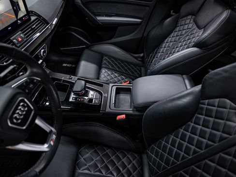 Used 2022 Audi SQ5 Prestige w/ Prestige Package image 39