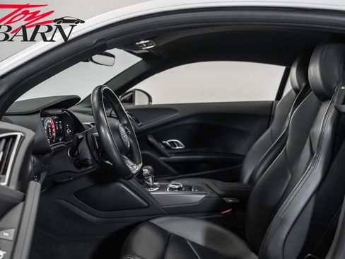 Used 2018 Audi R8 V10 image 26