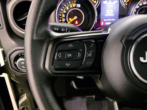 Used 2022 Jeep Gladiator Sport w/ Trailer Tow Package image 12