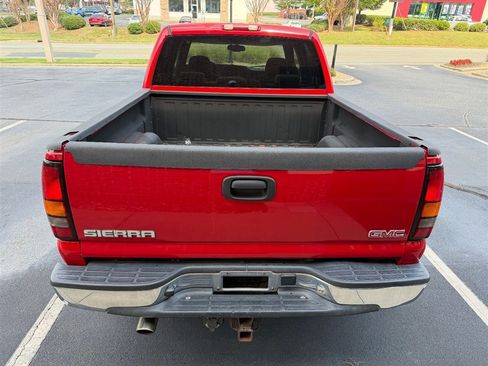 Used 2006 GMC Sierra 1500 SLE w/ Light Duty Power Package AWD/4WD image 5