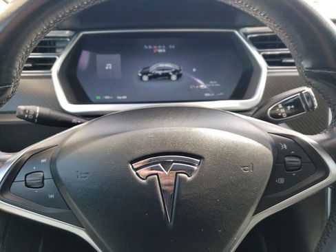 Used 2013 Tesla Model S Performance RWD image 12