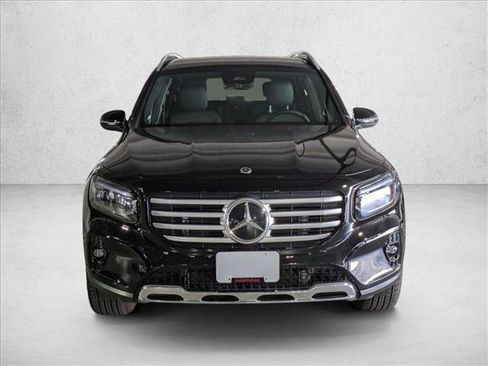 Certified 2025 Mercedes-Benz GLB 250 image 5