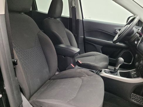 Used 2019 Jeep Compass Sport FWD image 21