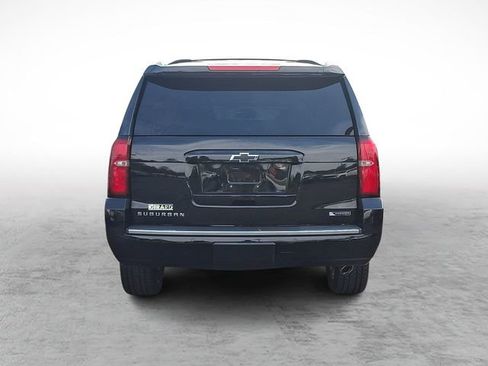 Used 2018 Chevrolet Suburban Premier AWD/4WD image 5