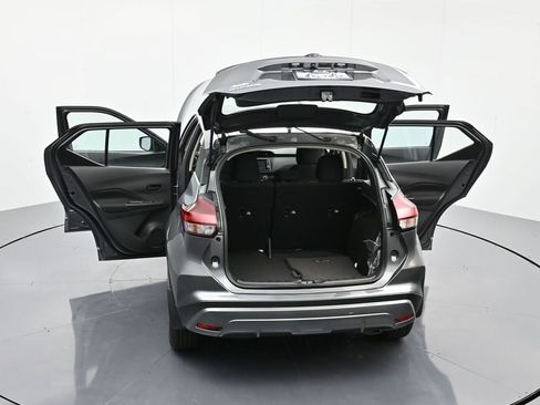 New 2025 Nissan Kicks Play S image 45