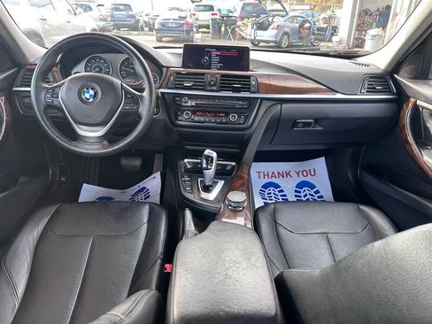 Used 2015 BMW 328i xDrive Sedan w/ Premium Package image 17