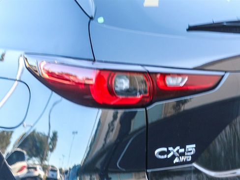 New 2025 MAZDA CX-5 Carbon Edition image 7