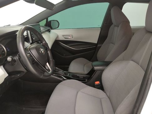 Used 2021 Toyota Corolla SE w/ SE Premium Package FWD image 17