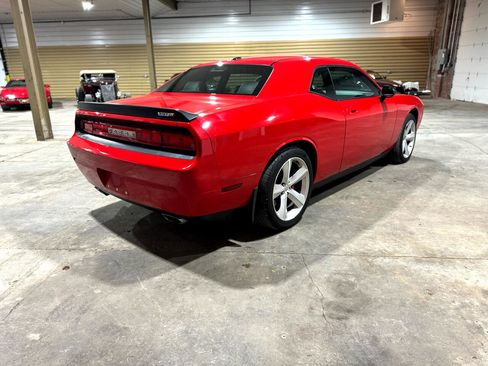 Used 2009 Dodge Challenger SRT8 w/ SRT Option Group II image 5