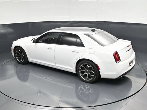 Used 2015 Chrysler 300 S w/ 300S Premium Group RWD image 43