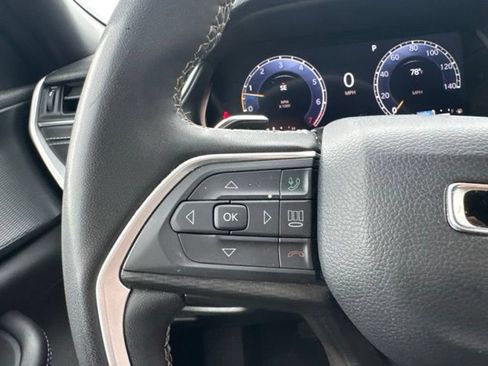 Used 2024 Jeep Grand Cherokee Altitude AWD/4WD image 24