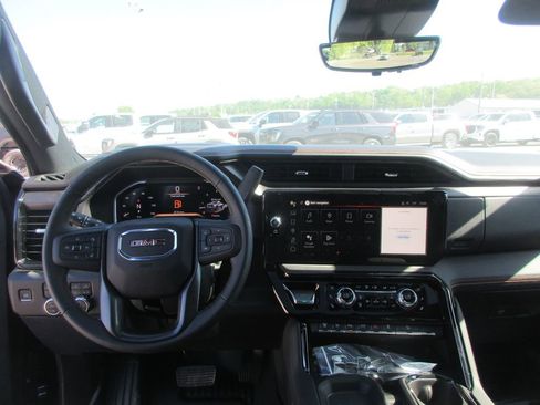 New 2026 GMC Sierra 2500 AT4 w/ AT4 Premium Plus Package AWD/4WD image 16
