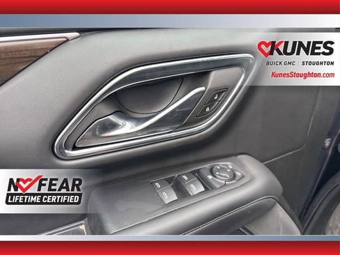 Used 2023 GMC Yukon SLE w/ Gmc Pro Safety Plus Package image 20