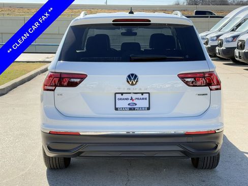Used 2024 Volkswagen Tiguan SE image 7