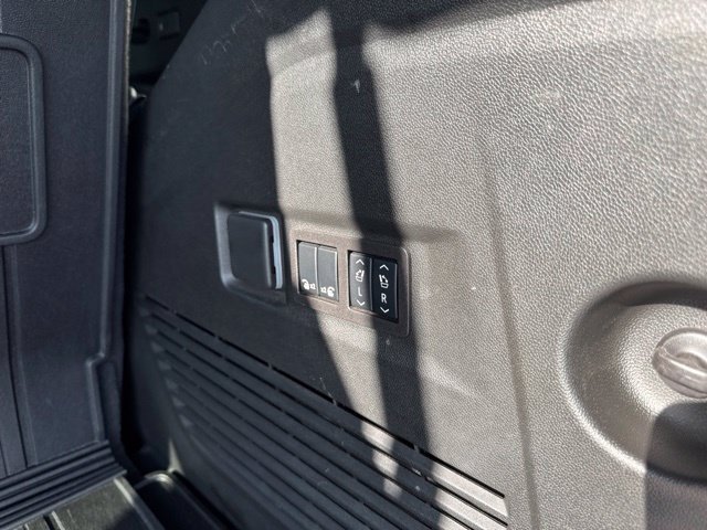 Used 2024 GMC Yukon Denali w/ LPO, Floor Liner Package AWD/4WD image 12
