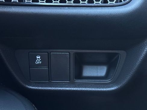 Certified 2024 Honda HR-V Sport image 32