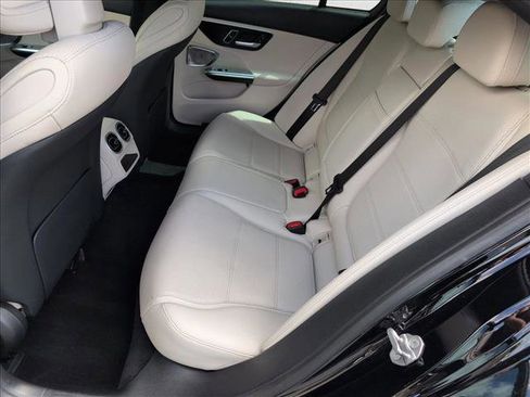 Certified 2022 Mercedes-Benz C 300 4MATIC Sedan image 21