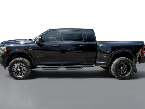 Used 2024 RAM 3500 Laramie w/ Night Edition AWD/4WD image 10