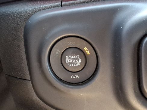 Used 2021 Jeep Wrangler Unlimited Rubicon w/ LED Lighting Group AWD/4WD image 28