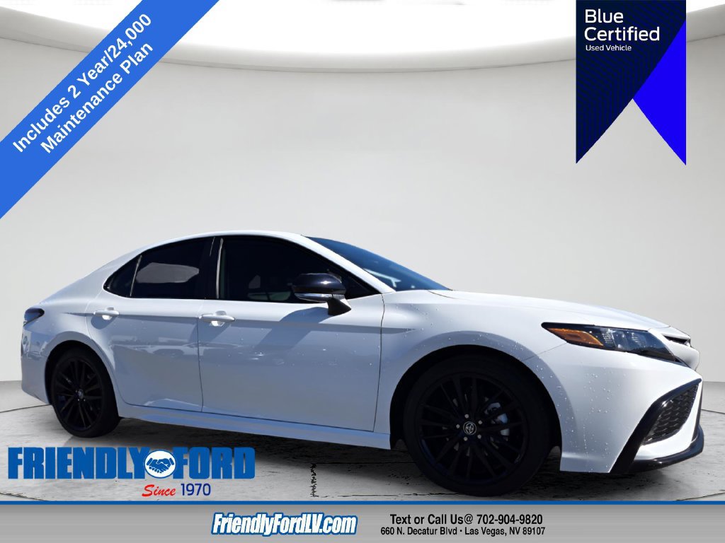 Used 2023 Toyota Camry SE FWD image 1