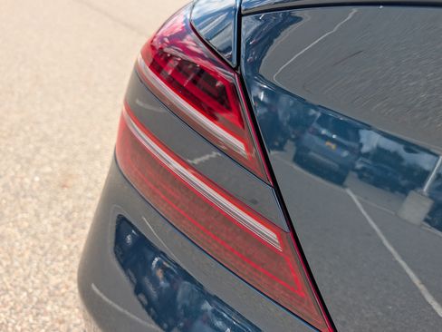 Used 2024 Genesis G70 2.5T AWD/4WD image 17