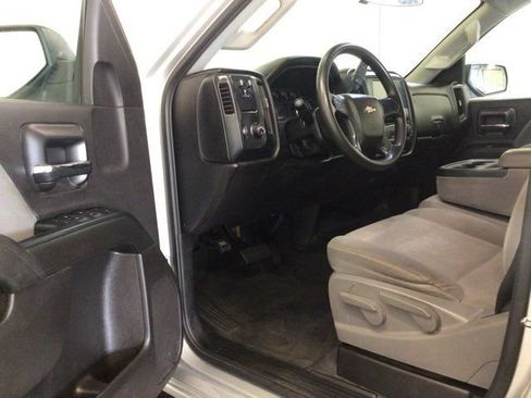Used 2018 Chevrolet Silverado 2500 W/T RWD image 22