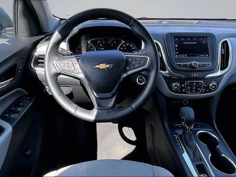 Used 2024 Chevrolet Equinox LT AWD/4WD image 8