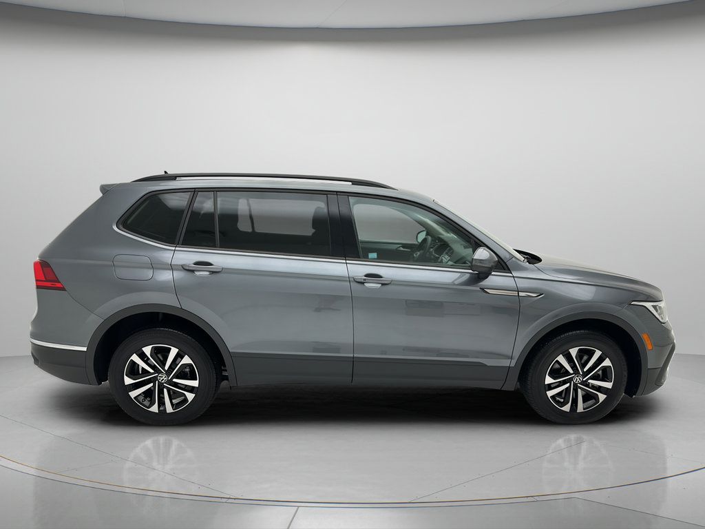 Used 2023 Volkswagen Tiguan S FWD image 6