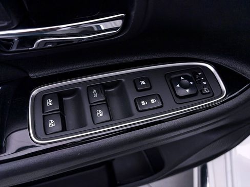 Used 2018 Mitsubishi Outlander GT image 12