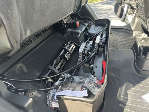 Used 2024 Jeep Gladiator Mojave image 47