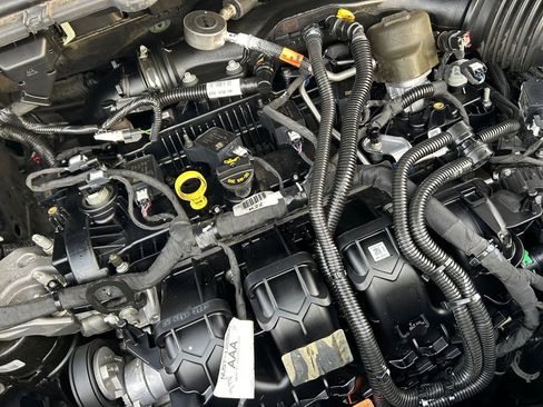 Used 2022 Ford Edge SEL w/ Cargo Accessory Package image 30