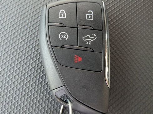 Used 2025 Chevrolet Silverado 2500 ZR2 image 31