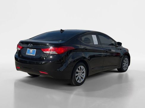 Used 2012 Hyundai Elantra GLS image 6