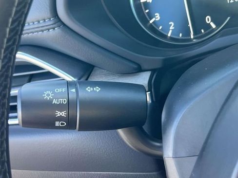 Used 2023 MAZDA CX-5 Signature image 23