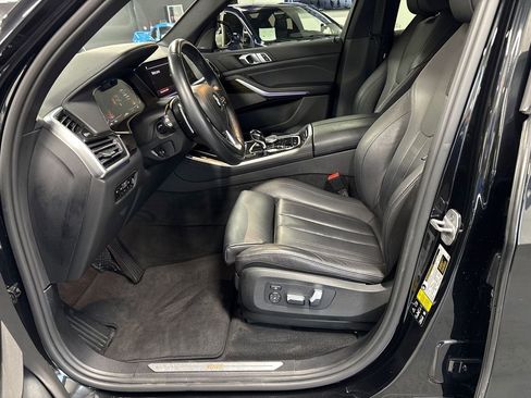 Used 2021 BMW X5 xDrive40i w/ Premium Package image 29