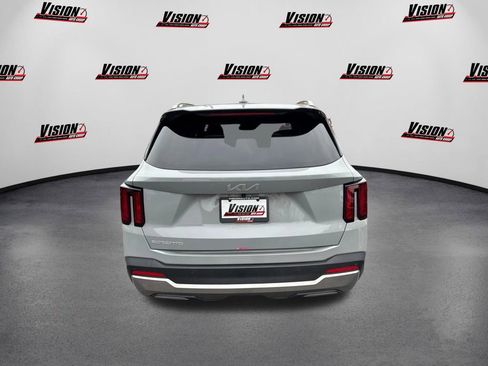 Certified 2025 Kia Sorento S w/ Panoramic Sunroof Package image 6