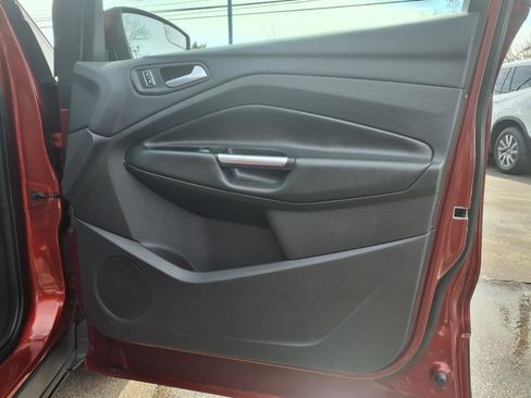 Used 2014 Ford Escape SE image 11