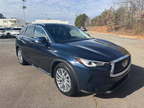 Certified 2025 INFINITI QX50 Luxe image 3