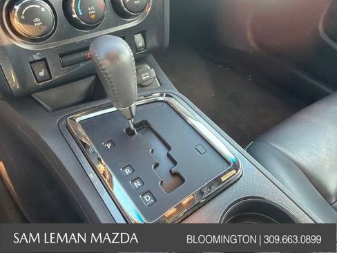 Used 2010 Dodge Challenger R/T RWD image 4