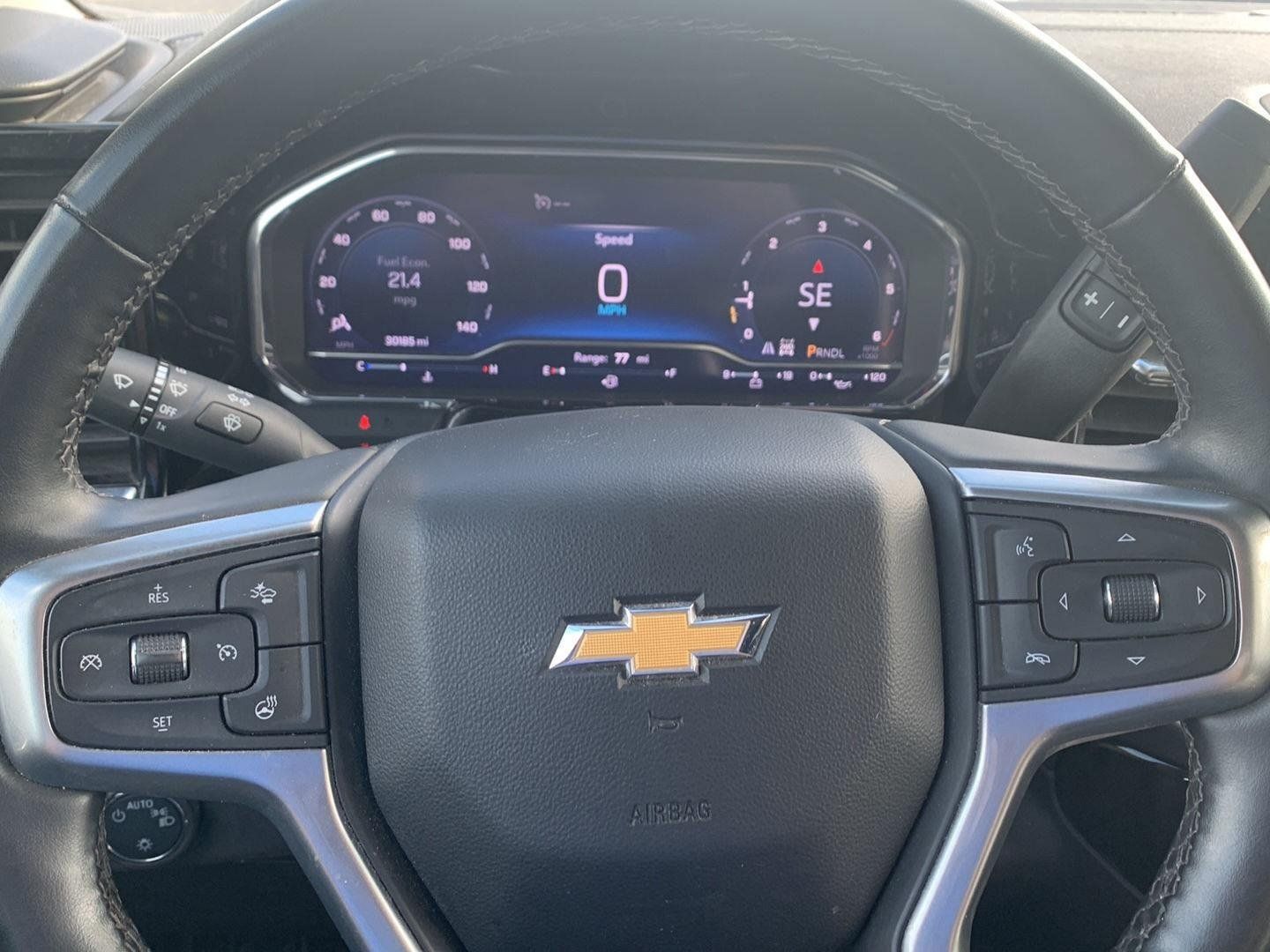 Used 2024 Chevrolet Silverado 1500 LT AWD/4WD image 10