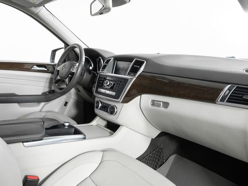 Used 2015 Mercedes-Benz ML 350 2WD image 26