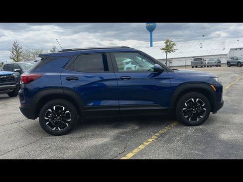 Used 2023 Chevrolet TrailBlazer LT w/ Convenience Package AWD/4WD image 32
