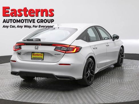 Used 2022 Honda Civic Sport image 5