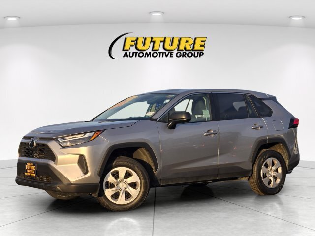 Certified 2025 Toyota RAV4 LE FWD image 10