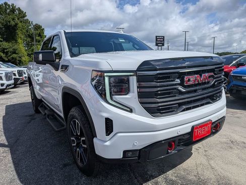 Certified 2026 GMC Sierra 1500 AT4 w/ AT4 Premium Package AWD/4WD image 5