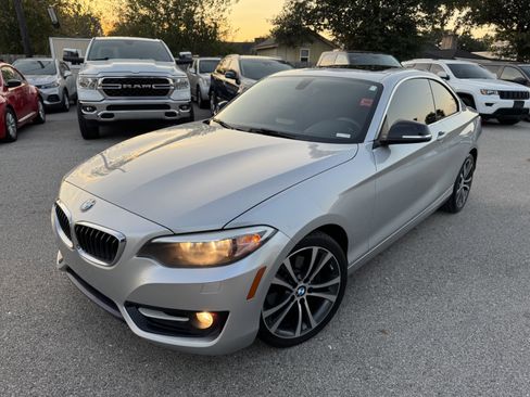 Used 2015 BMW 228i xDrive Coupe image 4