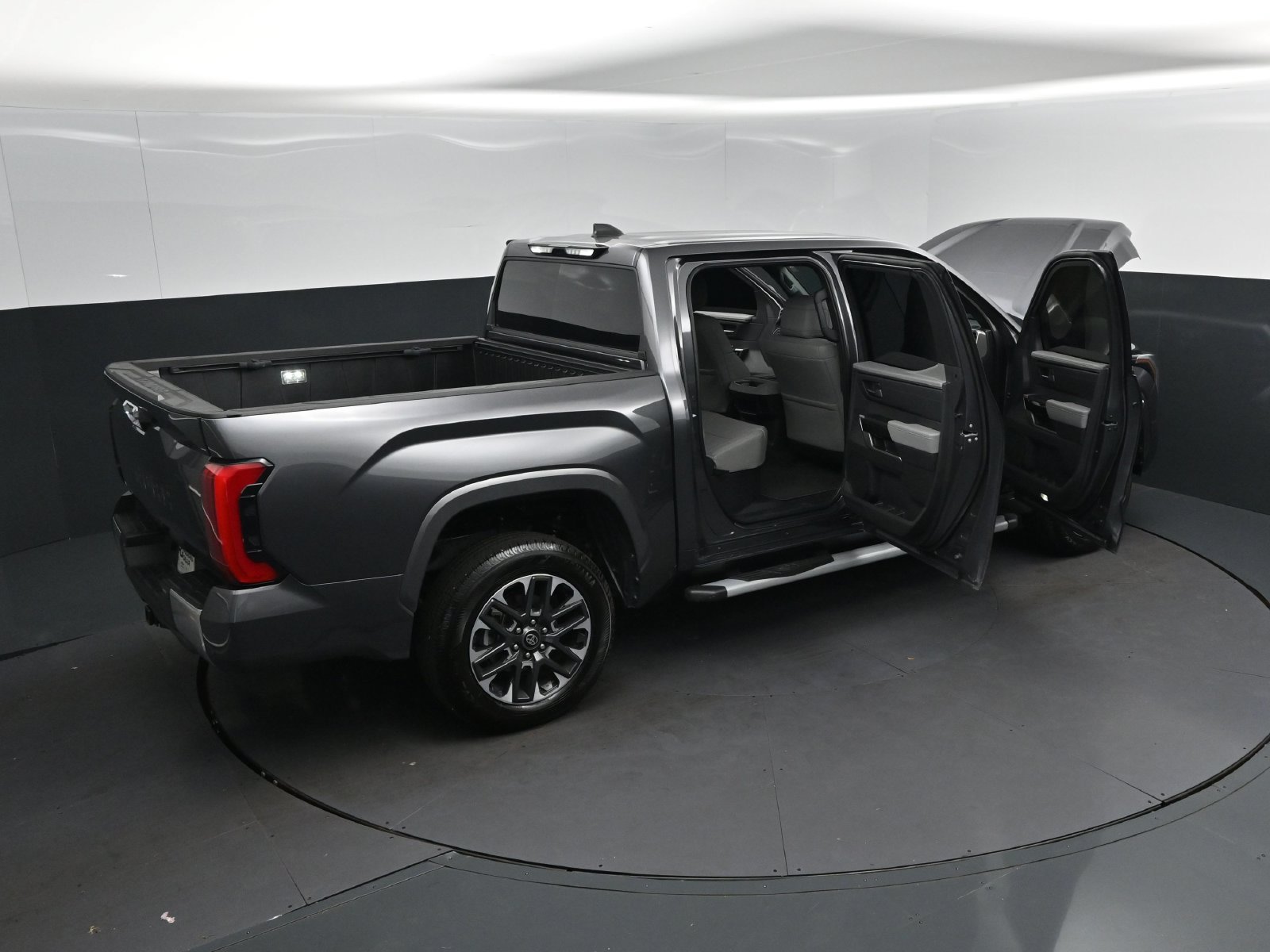 Used 2026 Toyota Tundra Limited w/ Power Package AWD/4WD image 50