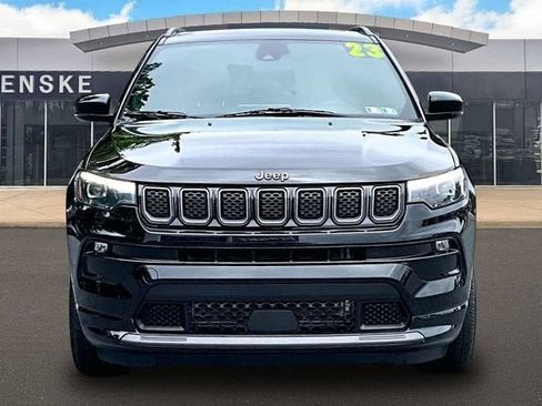 Used 2023 Jeep Compass High Altitude AWD/4WD image 3
